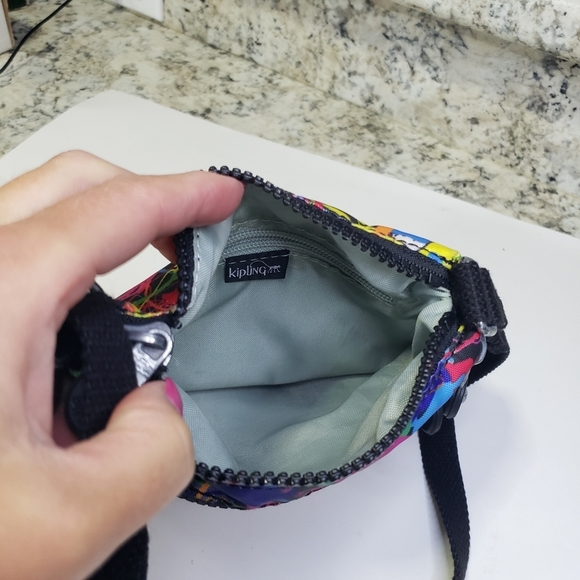 Kipling Crossbody Bag Paint Splatter Design Multi-Color AC7125 - Picture 3 of 9